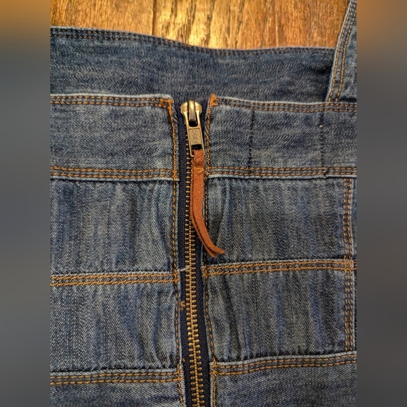 Anthropologie Pilcro Flared Denim Jumpsuit Size 4 - Picture 9 of 17